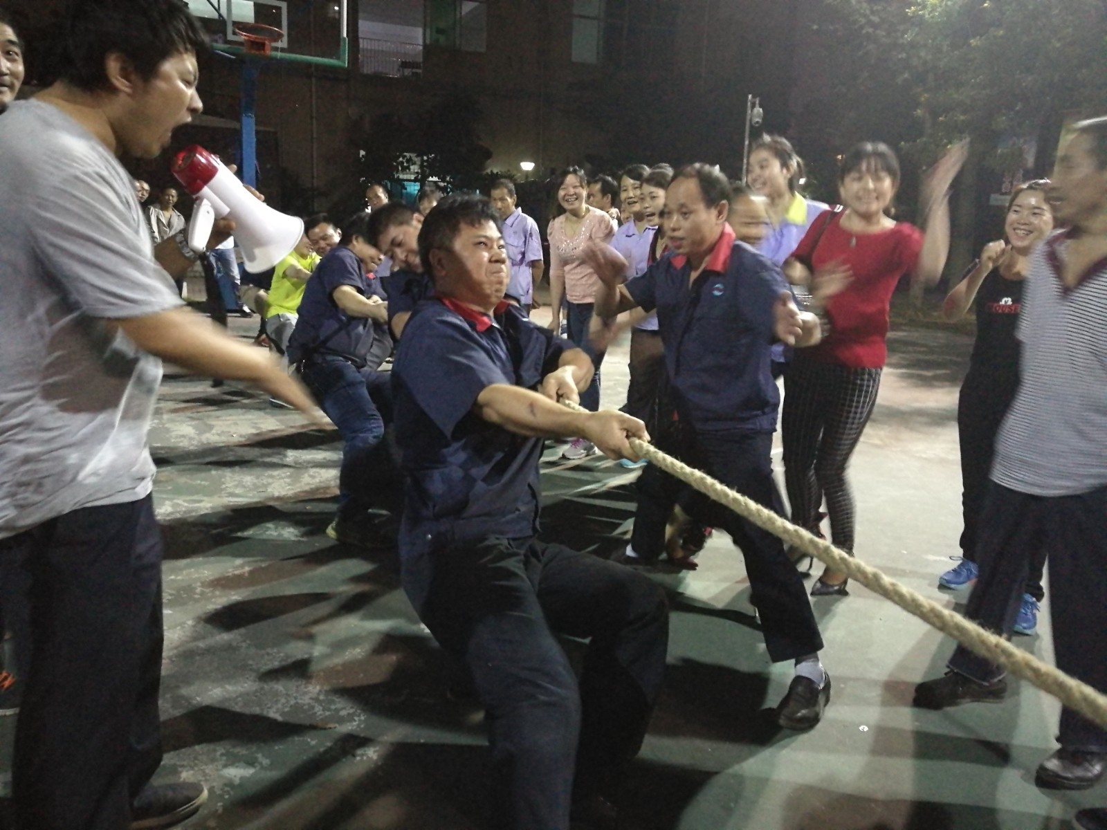 2016年手机版球探即时比分
第一届拔河比赛圆满成功